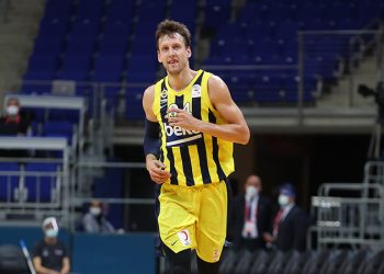 Jan Vesely'den Fenerbahçe'ye veda