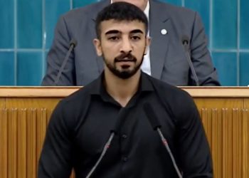 'KYK yurtları cemaat ve tarikatların at koşturduğu ölüm yurtları haline gelmiştir'