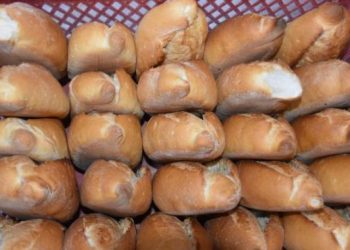 Kayseri, Malatya, Erzincan ve Van'dan sonra İzmir'de de ekmeğe zam