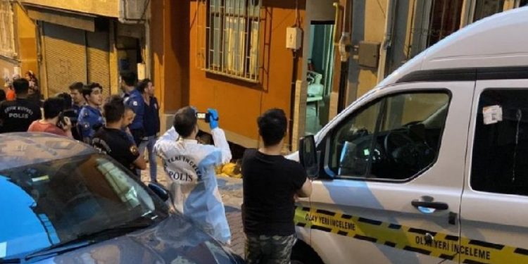 Kağıthane’de evden çıkmak istemeyen kiracı, ev sahibini öldürdü