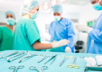 Kilo aldığını zannediyordu... Hastanede gerçeği öğrendi!