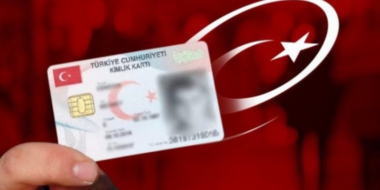 Kimlikteki din hanesini 'Tengri' olarak değiştirdi