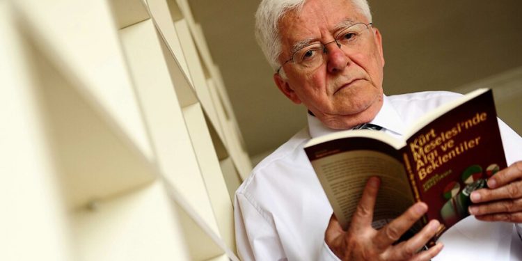 Konda Araştırma’nın kurucusu Tarhan Erdem hayatını kaybetti