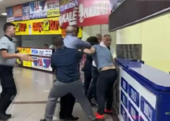 Konuşma ve işitme engelli kişi, 'küfür ettiği' iddiasıyla darp edildi