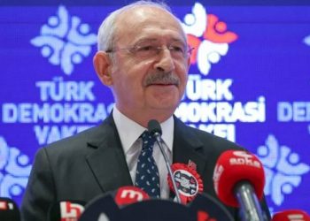 Kılıçdaroğlu: Siyasetçi gitmesini de bilmek zorunda
