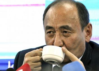 Kırgızistan’da Sağlık Bakanı Beyşenaliyev yolsuzluk yaptığı şüphesiyle gözaltına alındı