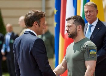 Le Monde: Ukraynalılar Macron'un müttefikliğini pek sevmiyor