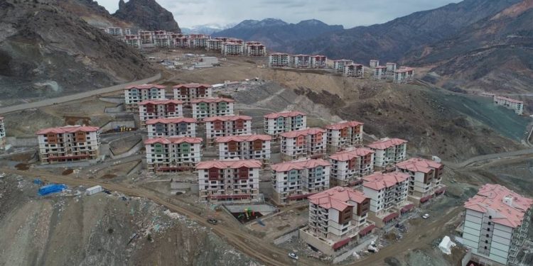 Limak İnşaat’a 92 milyon TL değerinde bir ihale daha verildi