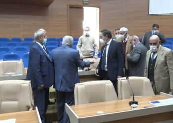 MHP’liler, AKP’lileri protesto etti: İkinci sınıf vatandaşmışız gibi muamele yapıyorsunuz