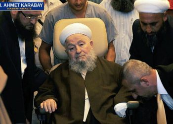 Mahmut Ustaosmanoğlu popülistliği