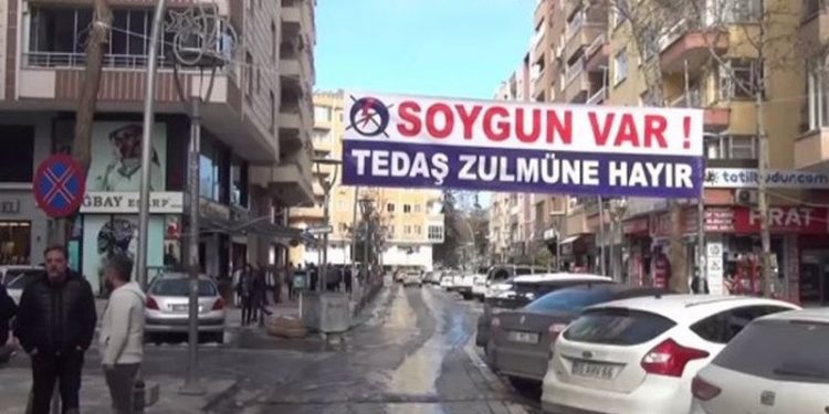Meclis'te elektrik dağıtımı şirketleri tartışması: TEDAŞ yolunmuş kaz gibi