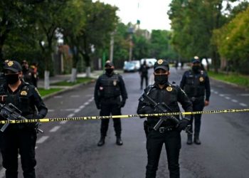 Meksika'da çete şiddeti: Yol kenarına atılmış cesetler bulundu