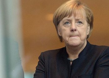 Merkel: Putin'le ilişkileri idare ediş şeklimden pişman değilim