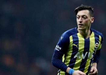Mesut Özil: Türkiye'ye tatil yapmaya gelmedim; Fenerbahçe'de yaşamayı arzu ettiğim birçok hedefim var