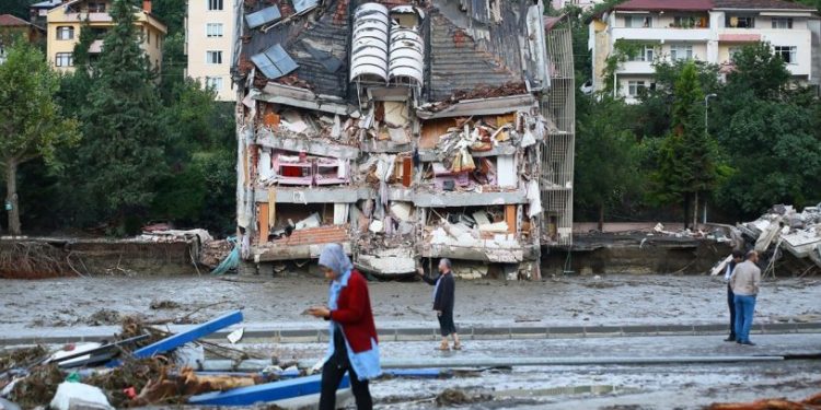 Meteoroloji ve AFAD'ın ardından bakanlıktan da Batı Karadeniz için sel uyarısı