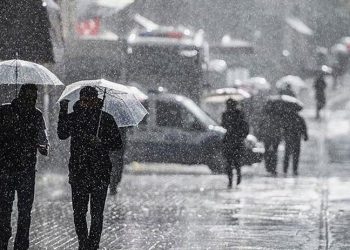 Meteorolojiden 4 bölgeye kuvvetli sağanak uyarısı