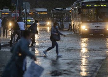 Meteoroloji'den Ankara çevresi için uyarı: Önümüzdeki 3 saat, gök gürültülü sağanak yağış olacak
