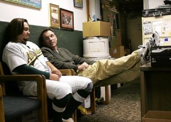 'Moneyball'a konu olan takımdan Swisher: Diğer oyuncular beyzbol kartı imzalardı, biz kitap