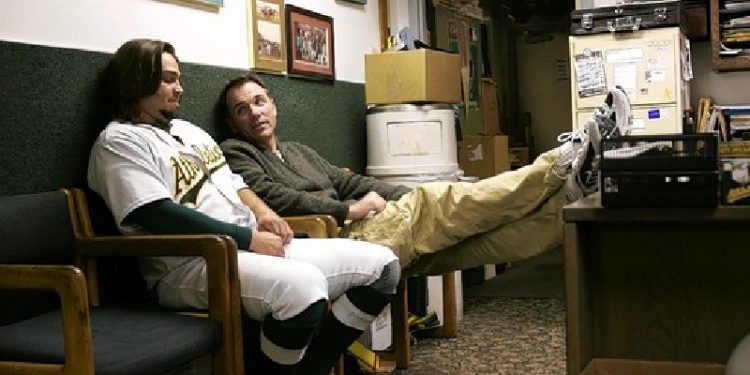 'Moneyball'a konu olan takımdan Swisher: Diğer oyuncular beyzbol kartı imzalardı, biz kitap