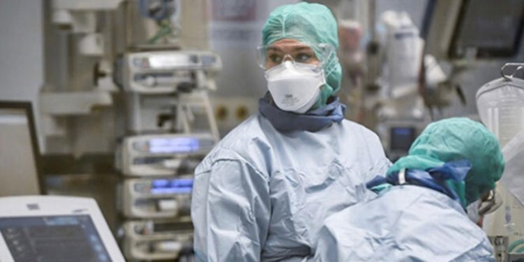 Muhalefet ve hekimler tepkili: Övünülecek değil utanılacak bir düzenleme