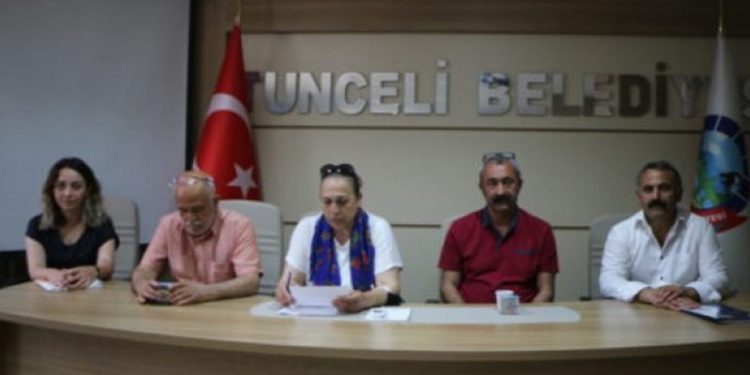 Munzur Festivali'nden çağrı: Konserleri yasaklanan tüm sanatçı dostlarımızı ağırlamak istiyoruz