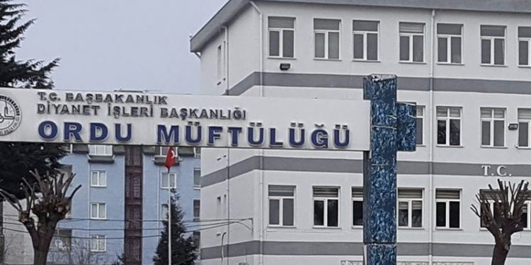 Müftülük binasında 400 bin TL'lik stüdyo
