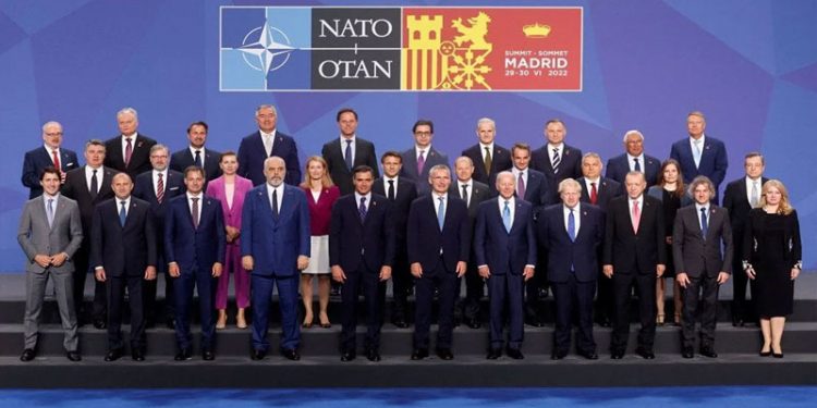 NATO Liderler Zirvesi başladı: Edoğan ilk olarak Macron'la görüştü
