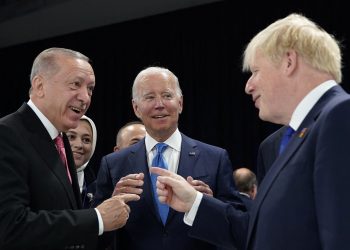 NATO zirvesinde Boris Johnson Türkçe konuştu: Ooo çok güzel