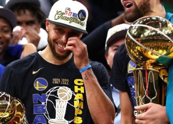 NBA’de 2021-2022 sezonunun şampiyonu Golden State Warriors
