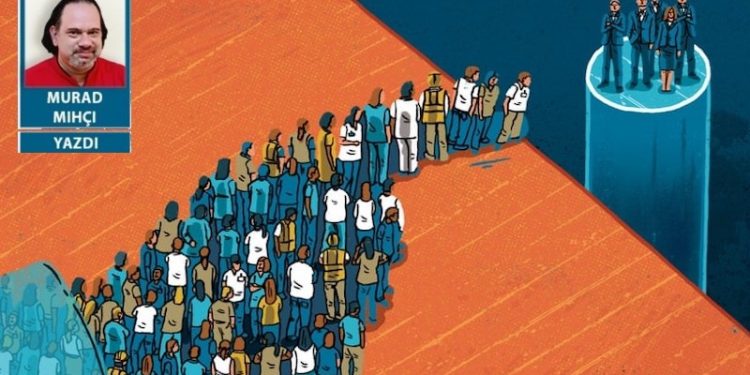 Ne çok severiz popülist siyaseti…