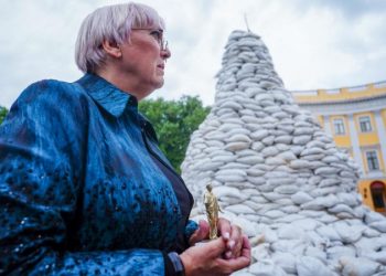 Odessa'yı ziyaret eden Almanya Kültür Bakanı Roth: Ukrayna'nın kültürel kimliği de tehdit altında