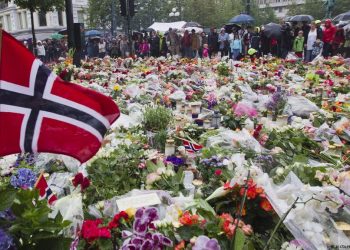 Oslo: Polis, silahlı saldırıda göazlatına alınan şüphelinin 'radikal İslamcı' olarak bilindiğini açıkladı