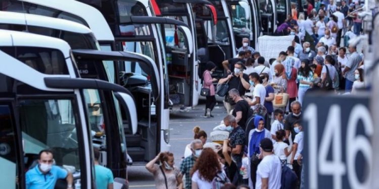 Otobüs fiyatlarında artış yüzde 150'ye ulaştı: Taksitle yolculuk dönemi başladı!