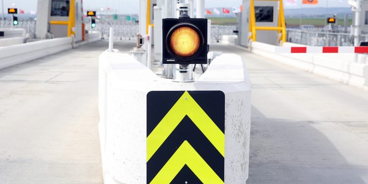 Otoyolda hız sınırı artırıldı