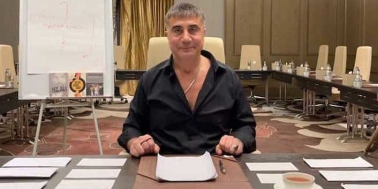 Peker, AKP’li Metin Külünk’le telefon görüşmesini yayınladı