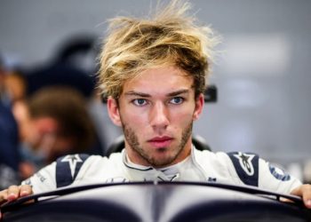 Pierre Gasly, 2023'te de AlphaTauri için yarışacak