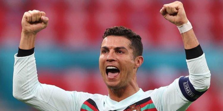 Rekorlara devam: Yaş 37, rekor 117