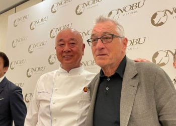 Robert De Niro Türkiye'de: Kendimi sosyal medya saçmalığına sokmam