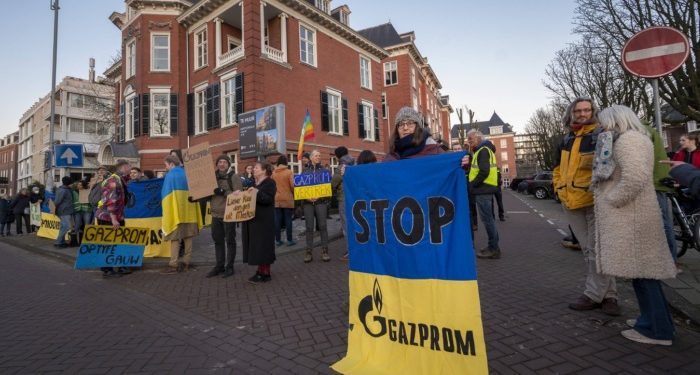 Rus Gazprom, Hollanda’ya gaz akışını durdurdu