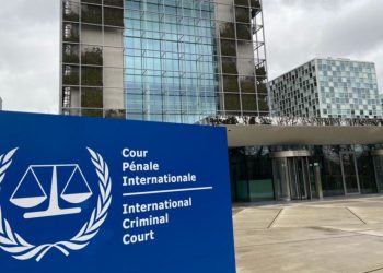 Rus casus, Lahey’deki Uluslararası Ceza Mahkemesi’ne sızmaya çalışırken yakalandı