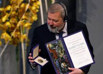 Rus gazeteci Muratov, Nobel ödülünü Ukraynalı çocuklar için açık artırmaya çıkardı