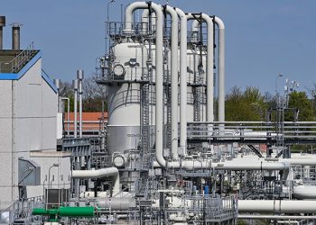 Rusya Almanya'ya gaz akışını azalttı