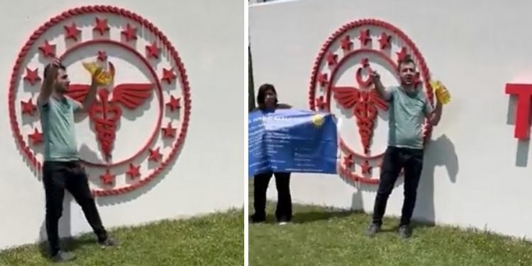 Sağlık Bakanlığı’na tepki gösteren SMA’lı bebeğin babası kendini yakmaya çalıştı