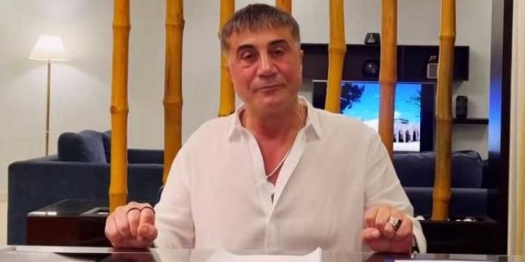 Sedat Peker: Beni Tolga Ağar'la tanıştıran Mustafa Karlıdağ, Adıbelli cinayeti için mafyayla görüşmeler yaptı