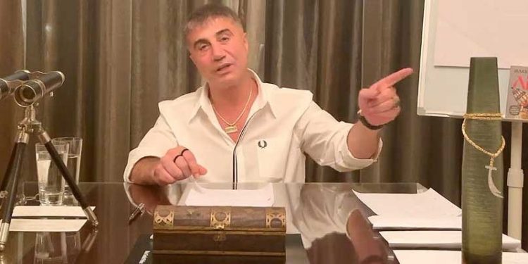 Sedat Peker’den Ağar’a: Tüm Avrupa’da aranan Ahmed Nazari’ye Türk vatandaşlığını nasıl verdirdin?