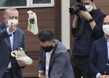 Sivaslı kahve işletmecisi: Bir dönem halka çay atanlar bugün çaya zam yapmak zorunda kalıyor