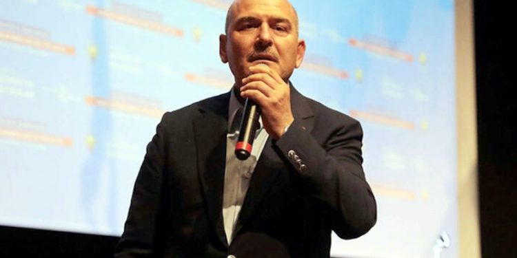 Soylu: ABD ve Avrupa talimat vermiş, biz LGBT olacakmışız