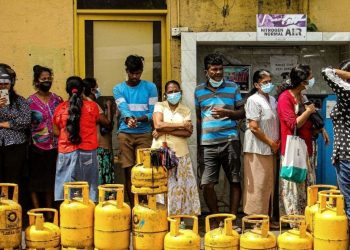 Sri Lanka Başbakanı: Temel ihtiyaçlarımız için 6 ayda en az 5 milyar dolara ihtiyacımız var