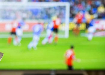 Süper Lig maçında Fenerbahçe aleyhine yayınlanan "küfürlü ses efekti"ne dava açıldı