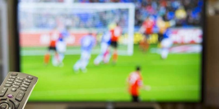 Süper Lig maçında Fenerbahçe aleyhine yayınlanan "küfürlü ses efekti"ne dava açıldı